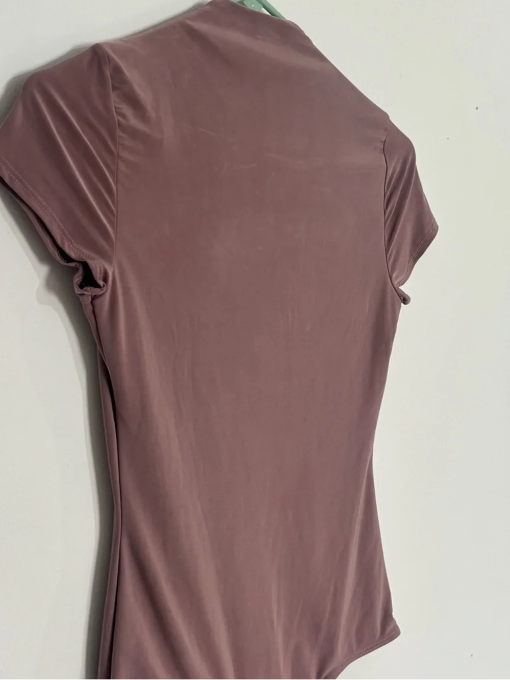 Mauve Mock Neck Bodysuit | Fitted Short Sleeve Top Women’s Small - Picture 5 of 5